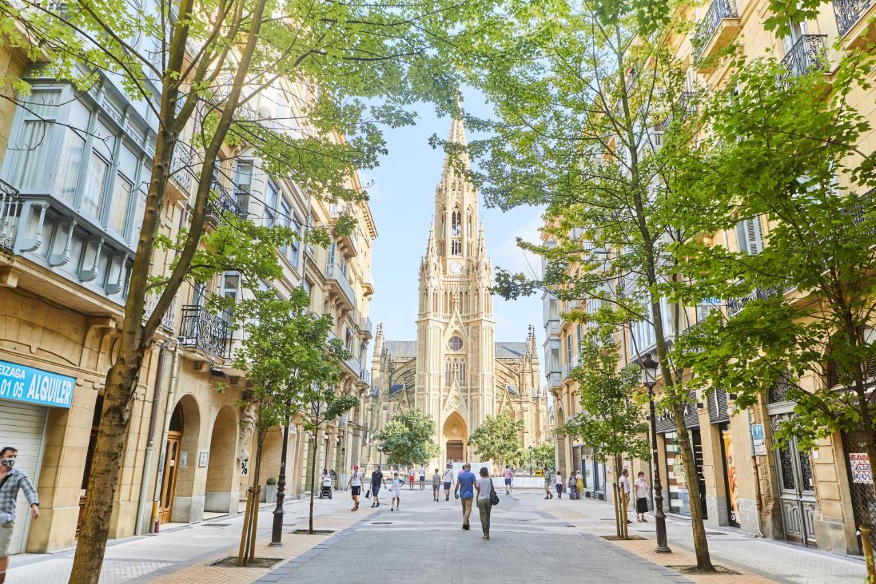 San Martin Apartment By Basque Homes سان سيباستيان المظهر الخارجي الصورة